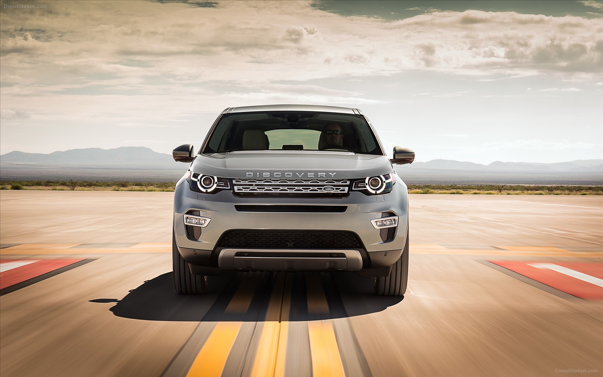 Land Rover Discovery Sport 2015